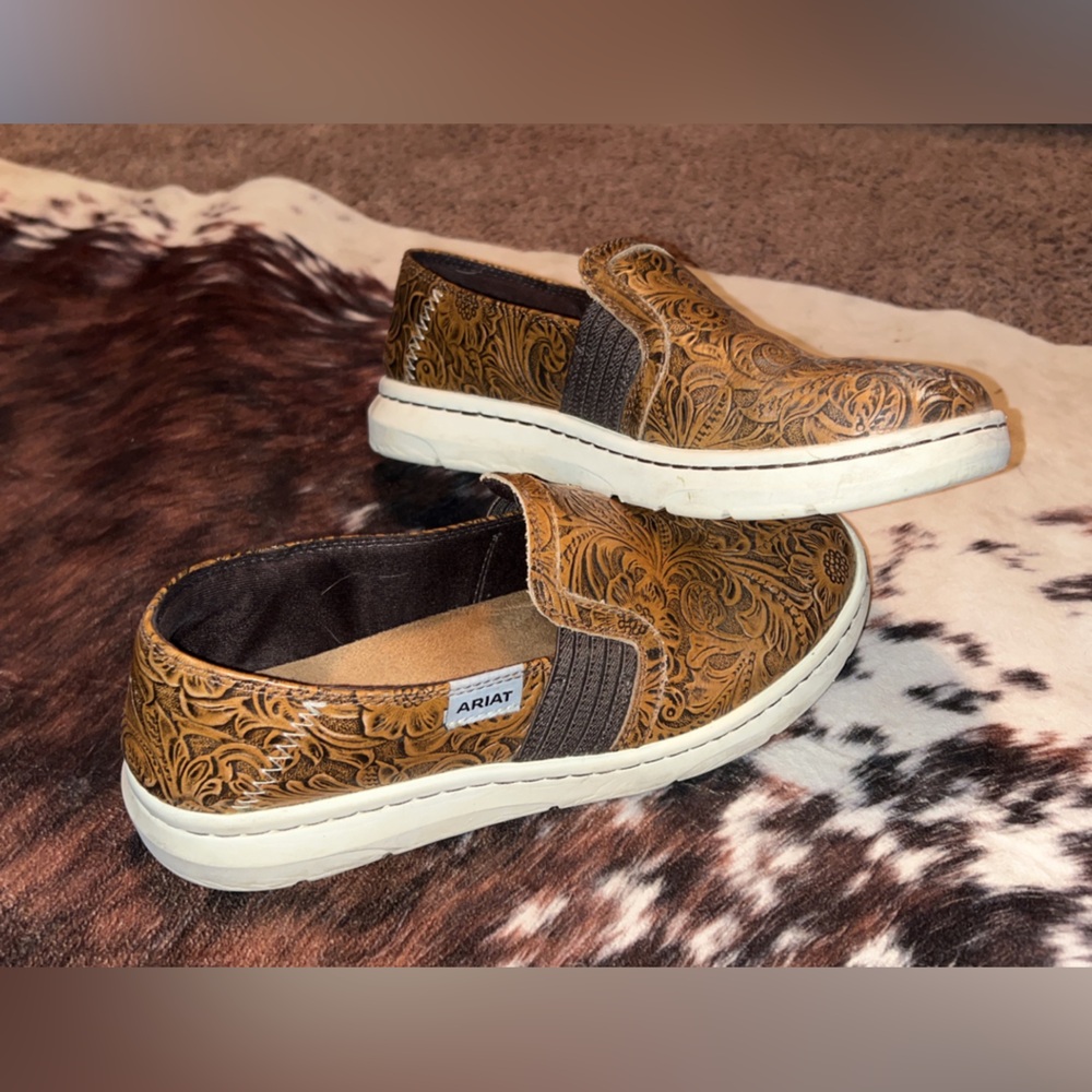 Ariat Shoes